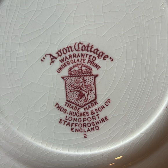 Vintage "Avon Cottage" Thomas hughes red and white transferware - Picture 3 of 3